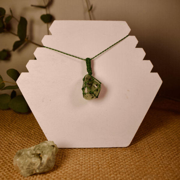 Colgante de piedra natural personalizable – Elige tu piedra y diseño