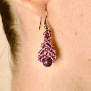 Pendientes de Macramé con Lepidolita – Calma y Equilibrio Emocional